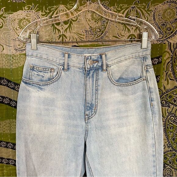 Urban Outfitters BDG High-Waisted Isabel Design Cowboy Jeans Size 28 - Picture 3 of 16